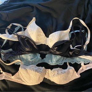4 victoria’s secret bras!